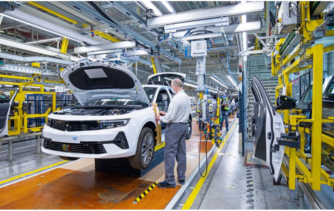 Криза в Opel, махат 1000 човека - opel