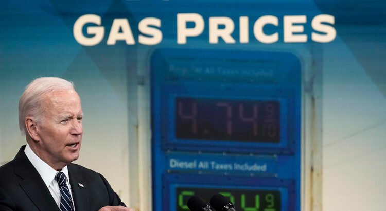 Байдън: Трябва да намалим цената на бензина