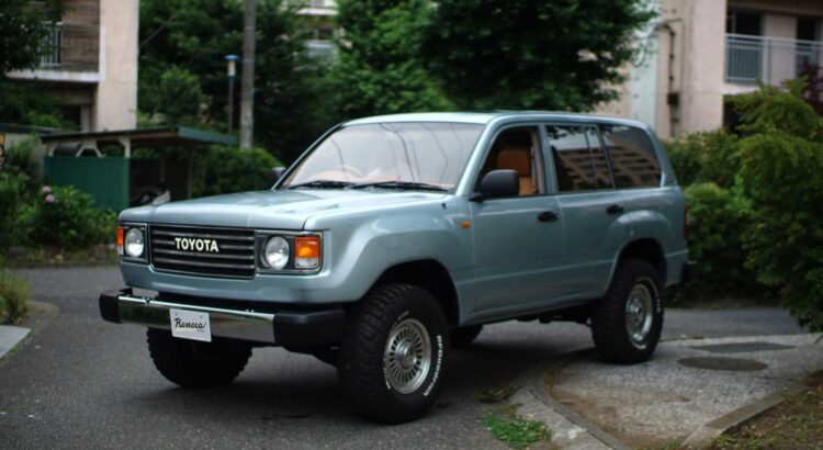 Toyota ни връща в 80-те със своя Flex