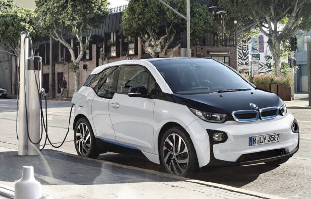 BMW ще прави батерии от ново поколение