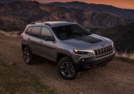 Jeep Cherokee удари дъното по продажби - jeep 1