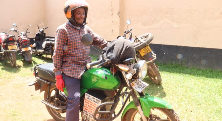В Уганда ще карат само електрически мотоциклети