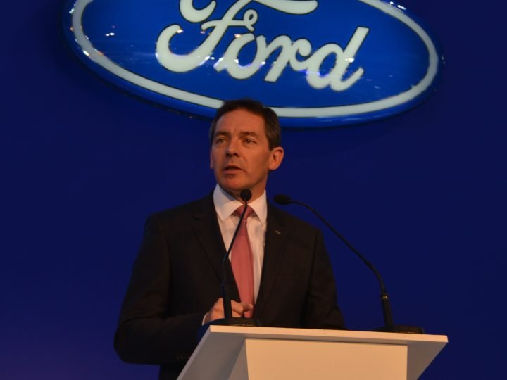 Aston Martin наема бивш шеф на Ford - ford stevenarmstrong 720x540 1