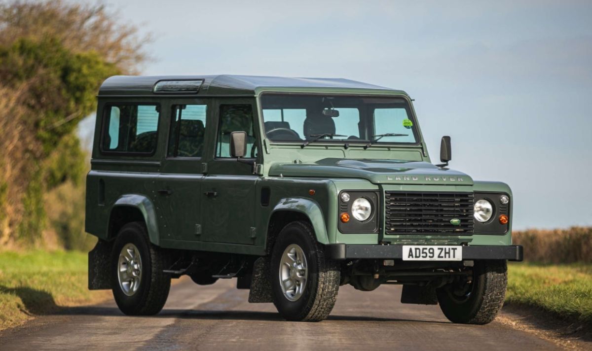 Land Rover Defender 110 принадлежал на принц Филип се продава - prodavat defender prinadlejal na princ filip otnovo 2