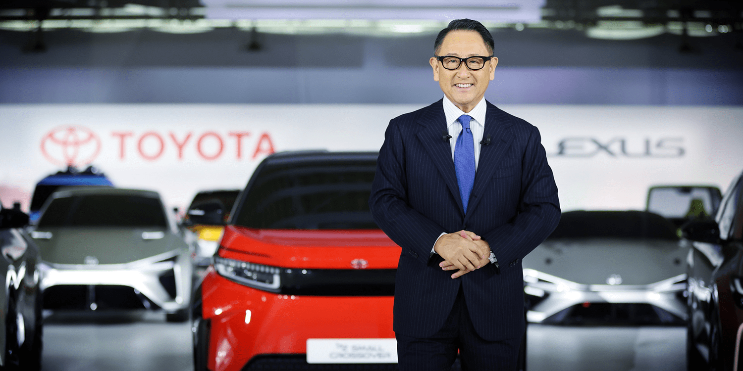 Toyota отрича, че е назад с електрификацията - ttt 1