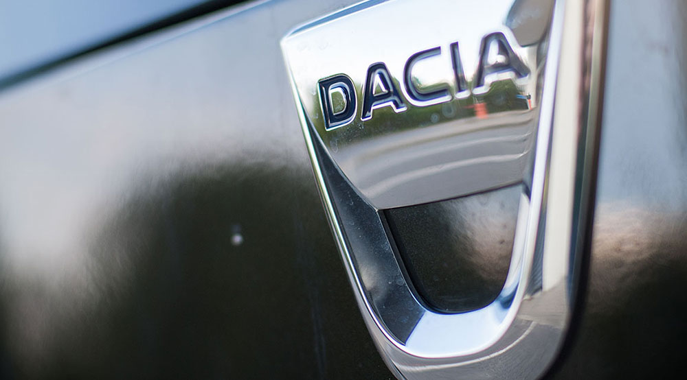 Dacia Sandero изпревари по продажби Tesla Model Y - dacia logo