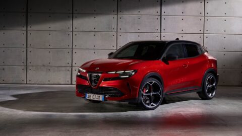 Alfa Romeo представи първата си електрическа кола - 70 alfa romeo milano
