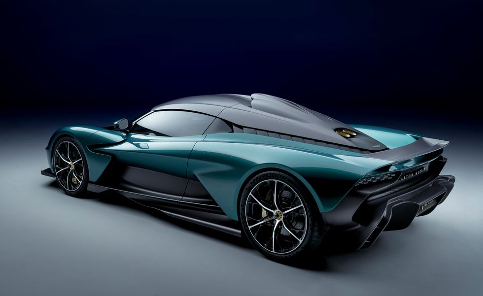 Aston Martin няма да се откаже от бензина - aston martin valhalla 104 1626200855