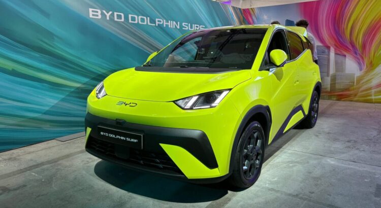 Китайският BYD Dolphin Surf