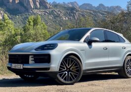 Ревю на 2024 Porsche Cayenne Turbo E-Hybrid: Нов живот за V8 двигателя 1 Sports Image - Ревю на 2024 Porsche Cayenne Turbo E-Hybrid: Нов живот за V8 двигателя