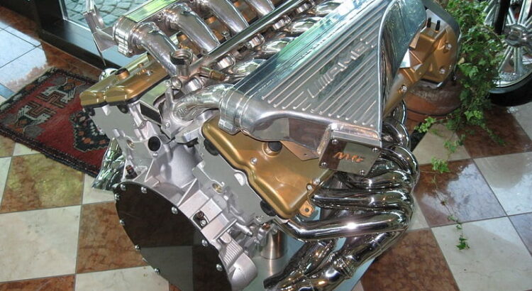 Кои са автомобилите V12 за 2022-2023 година - 1024px amg mercedes v12