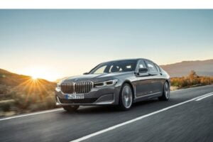 Кои са автомобилите V12 за 2022-2023 година - 2022 bmw 7 series 1