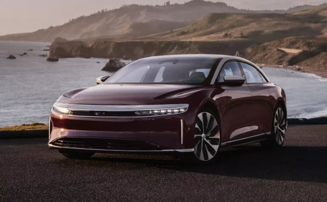 Рекордьорът Tesla Model S - 2c1cd3bbaa45e4c0b8de9a11e5a1f645 04 2
