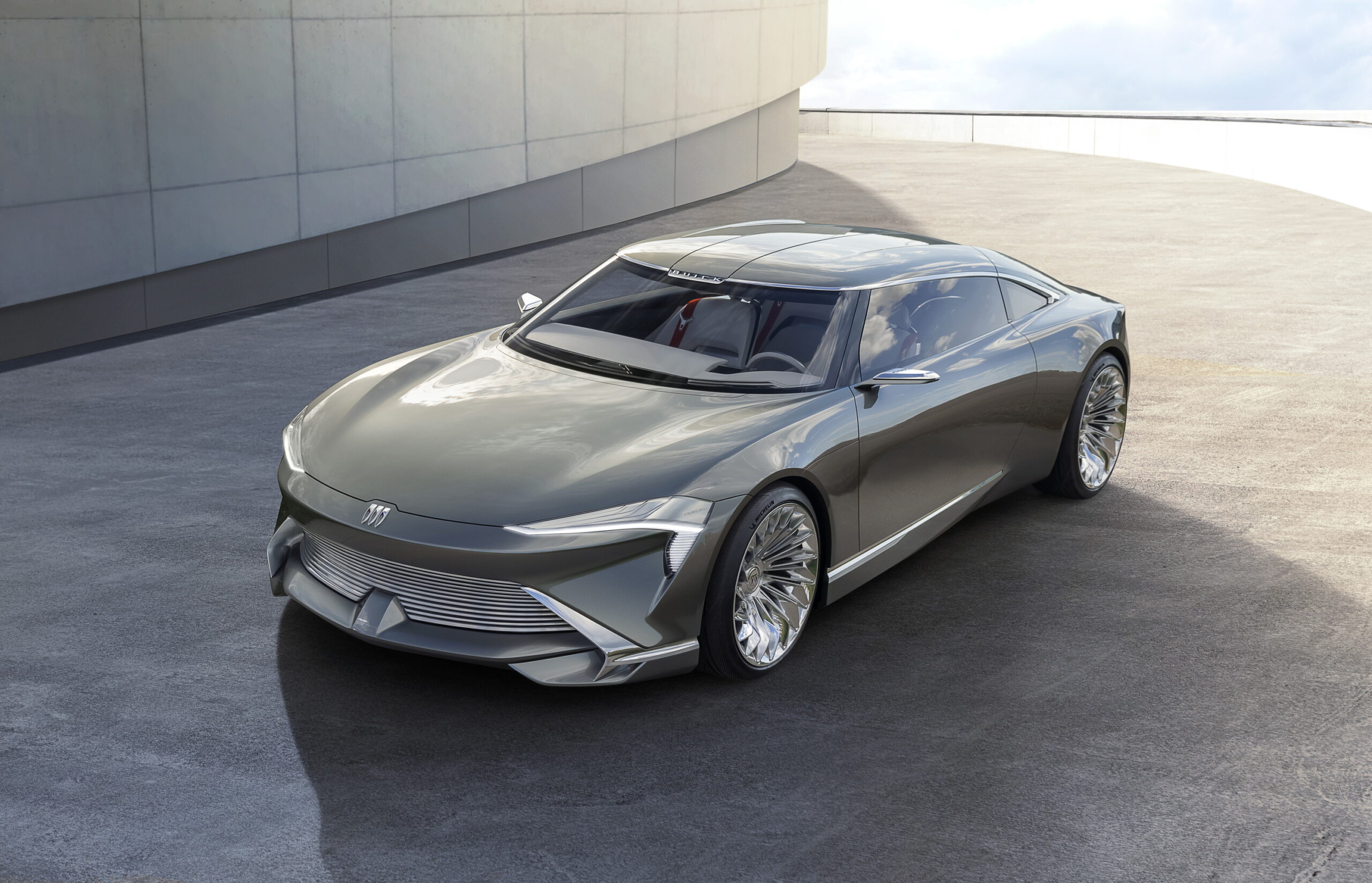 Марката Buick стартира с 12 нови модела и навлиза в новата ера - buick wildcat ev concept 003 scaled