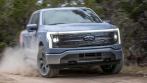 Втора ръка хибриди и електромобили поскъпнаха рязко - ford1