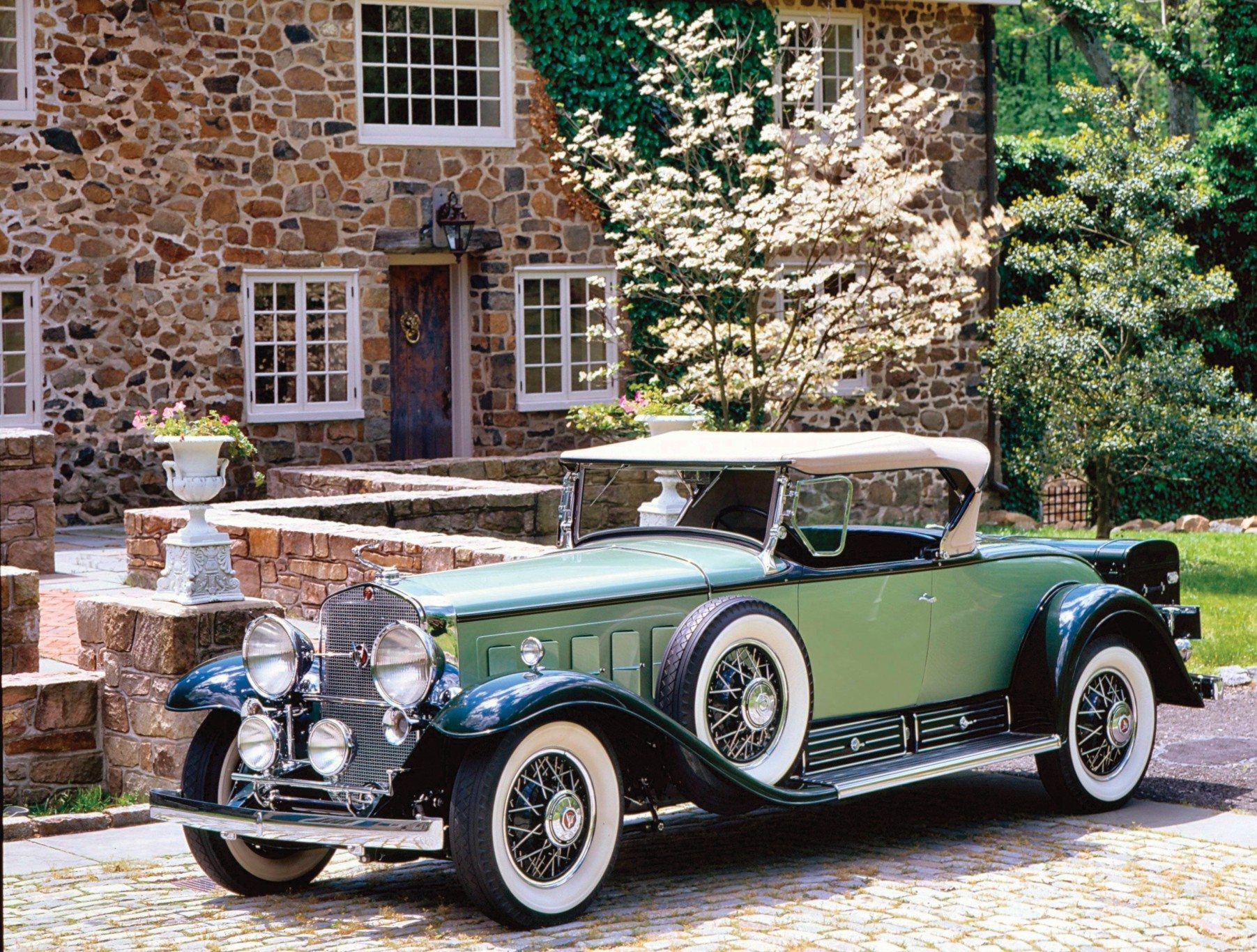 5 американски коли, които остават в историята - 1930 1931 cadillac v16 roadster rumble seat fleetwood custom line