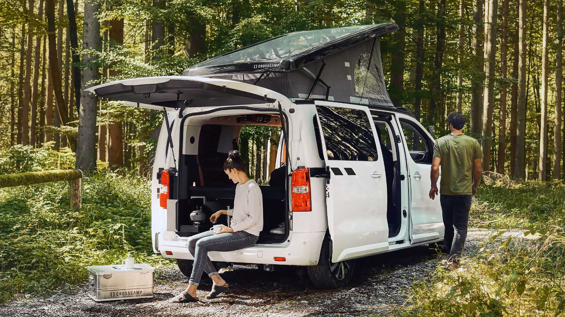 Вижте електрическия кемпер на Opel - camp