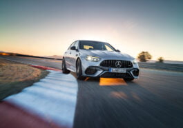 Новият Mercedes C-Class – най-мощният в историята - mercedes amg c 63 s e performance 8