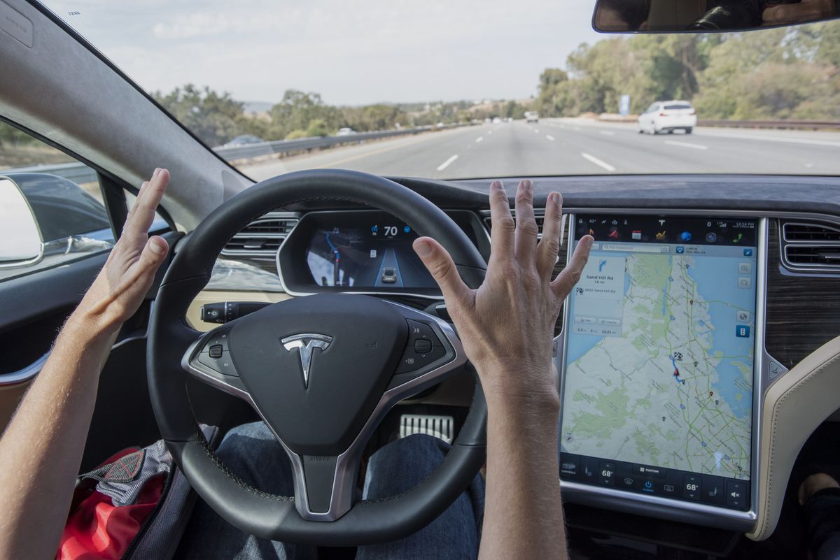 Много ли са 15 000 долара за автопилот? - tesla