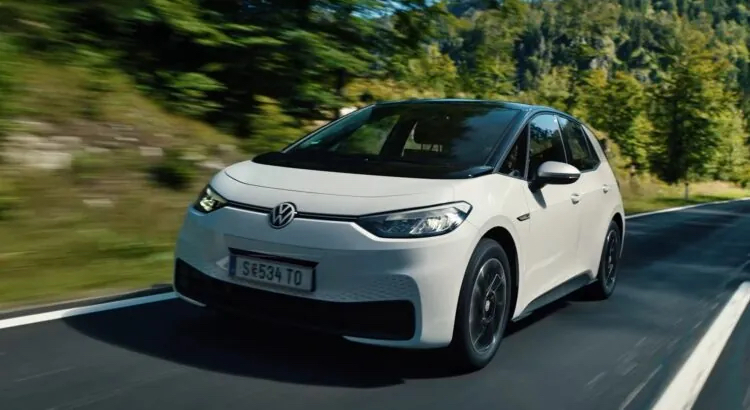 Volkswagen е подценен, но бизнесът с батерии ще помогне - wv 750x410 1