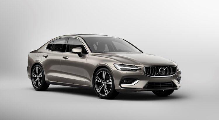 Volvo изтегля S60 от продажба - volvo
