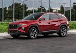 Hyundai Tucson с начална цена от 26 245 долара - 2022 hyundai tucson 4dr suv limited fq oem 1 1600