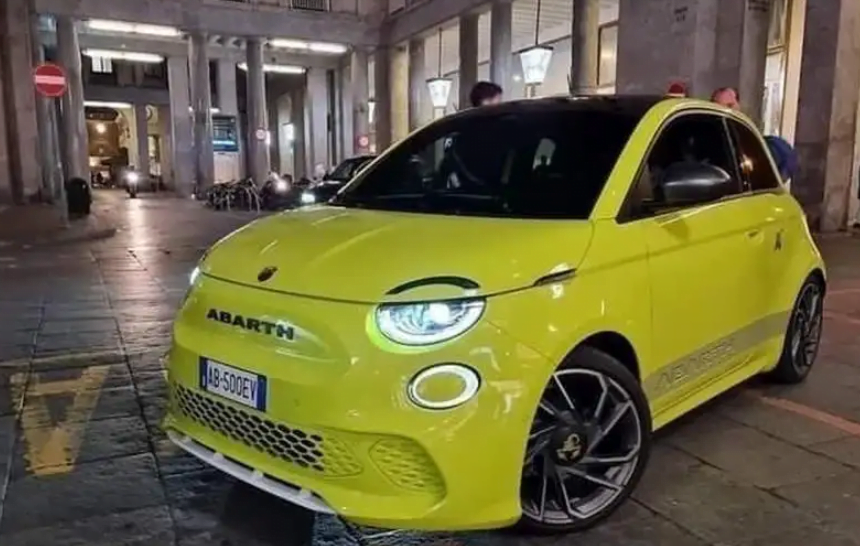 Eто как изглежда електрическия Abarth 500 - abath