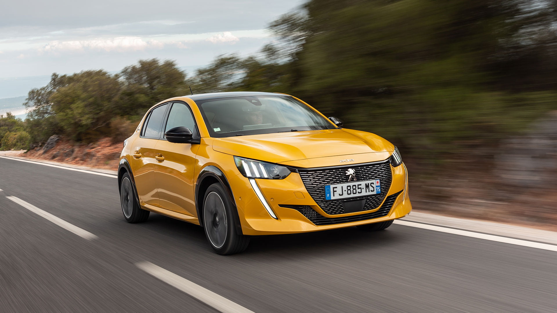 Peugeot 208 - най-продаваната малка кола в Европа - peugeot