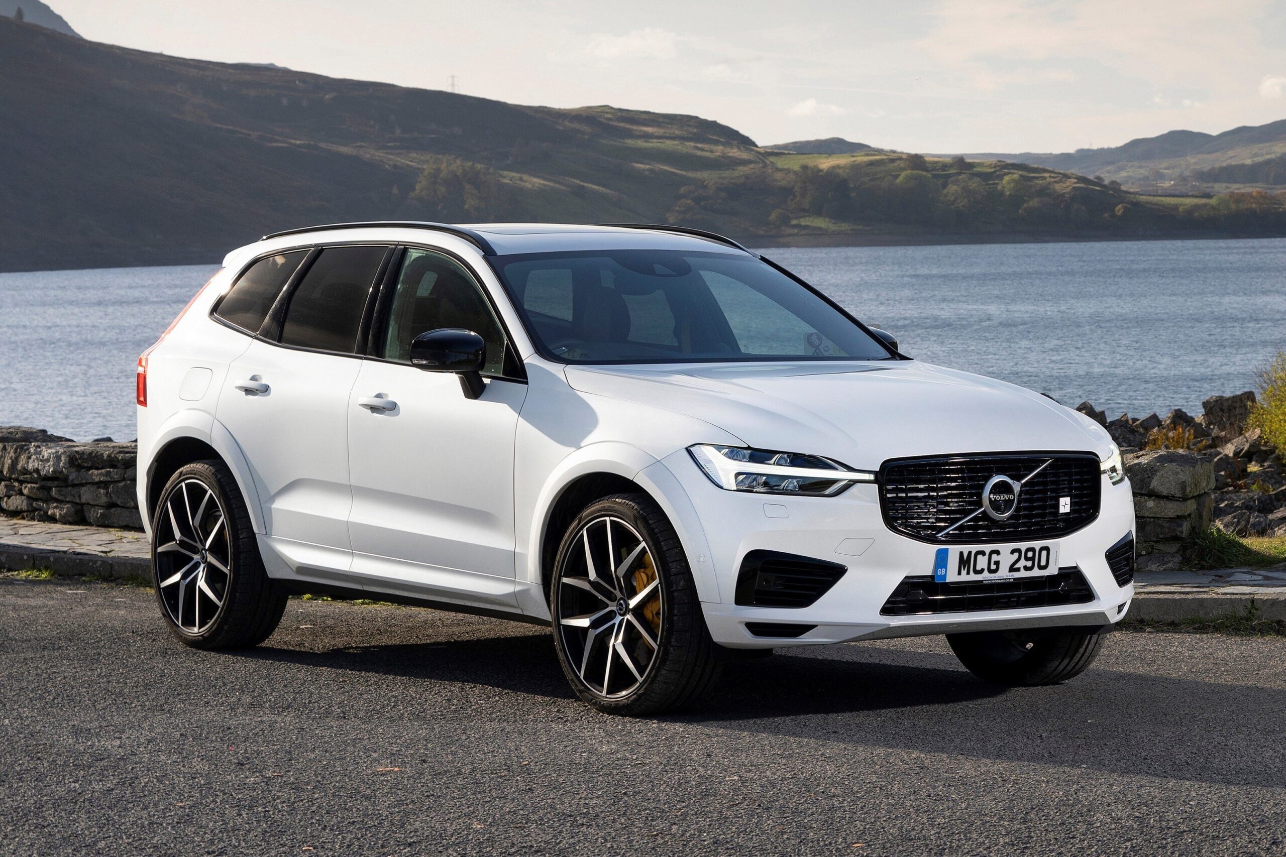Volvo XC60 - стил и интелигентност от най-висок клас - volvo xc60 10 scaled