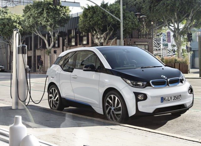 BMW ще прави батерии от ново поколение - bmw 1
