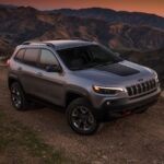 Jeep Cherokee удари дъното по продажби - jeep 1