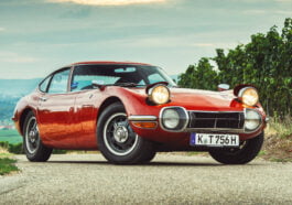 Емблематичната Toyota 2000 GT се завръща - toyota 2000gt icon 6