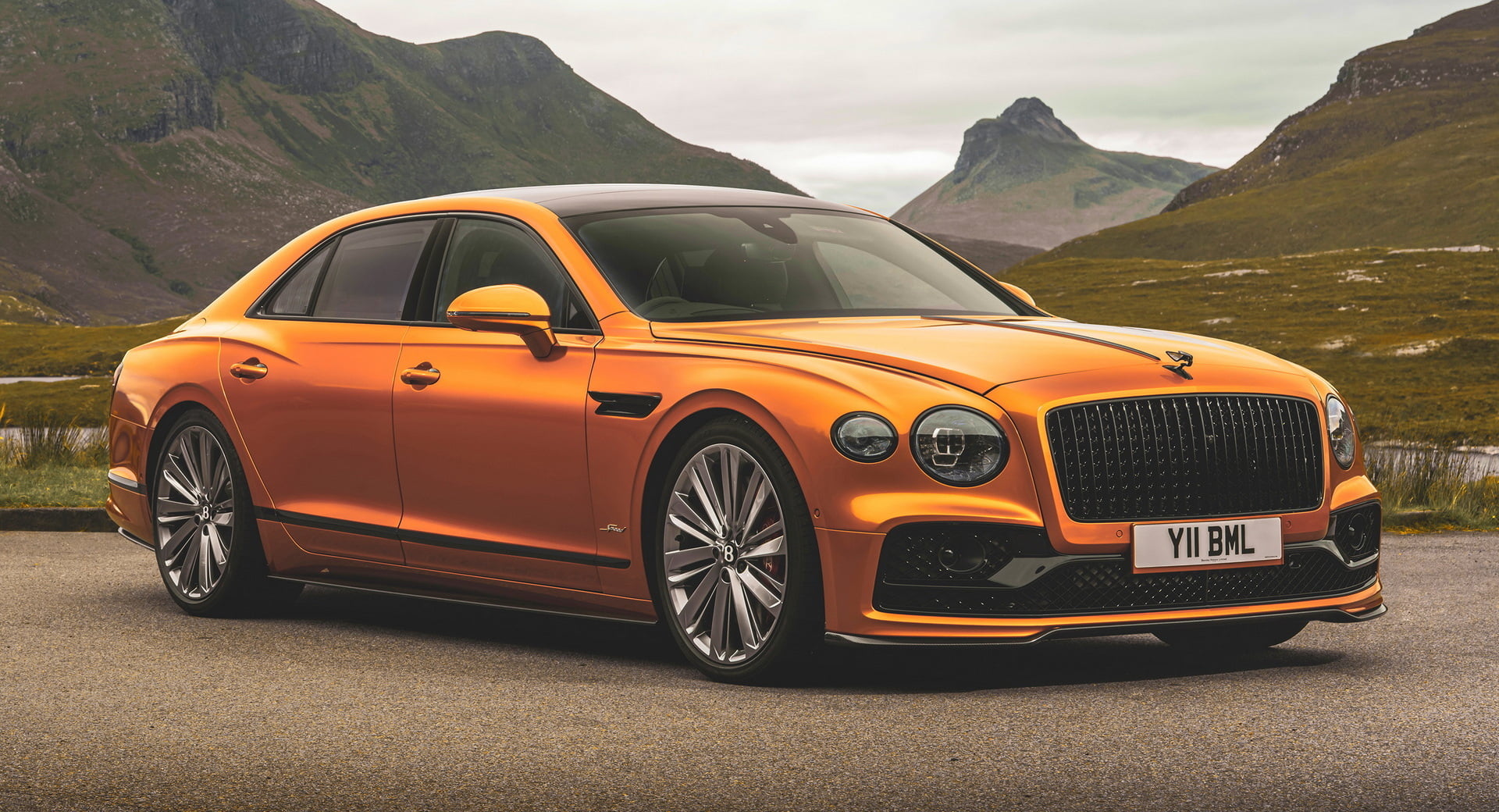 Bentley Flying Spur Speed - най-бързият седан в света - 2023 bentley flying spur speed 8