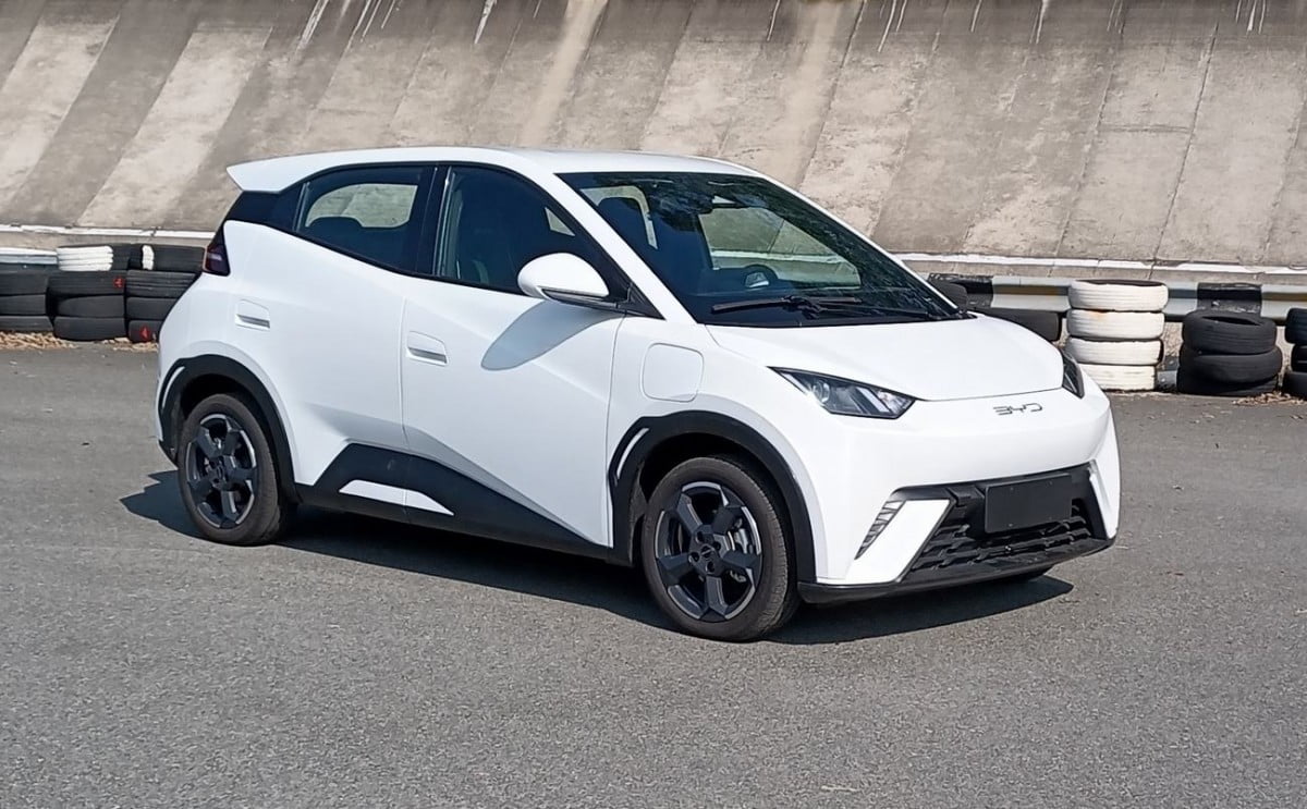 Китайци атакуват Европа с eлектромобил за €8000 - byd