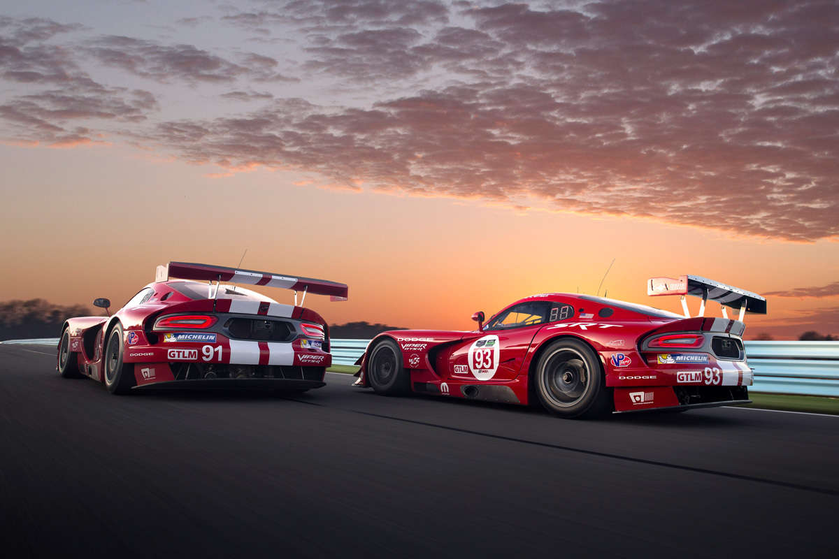 viper gts car