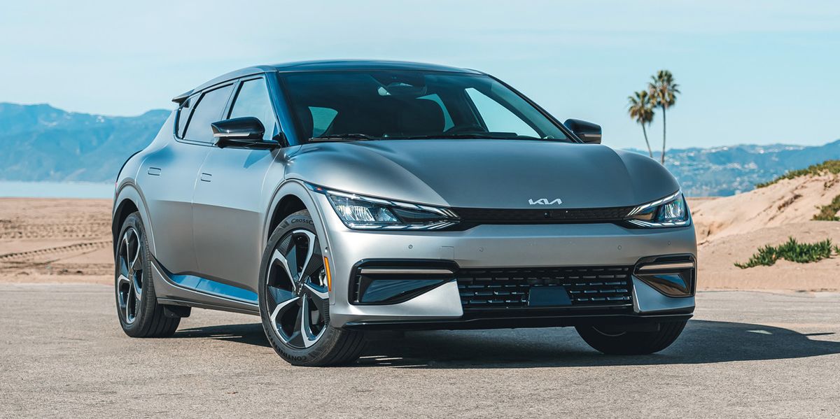 KIA подготвя нови хибриди и електрически SUV - 10best trucks suvs 2023 kia ev6 107 1673299609