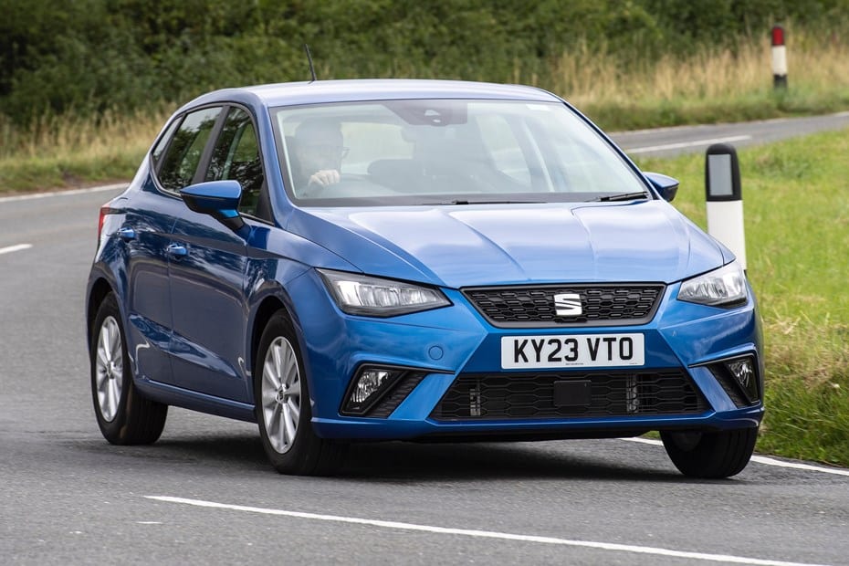 Топ 3 на най-добрите градски коли с автоматична скоростна кутия - 80 seat ibiza front cornering