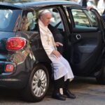 Папамобилът на търг: 100 хиляди долара за Fiat 500L - bn kl360 popefi p 20150923125336