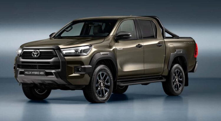 „Тойота“ смята, че дизеловите двигатели имат бъдеще - toyota hilux 2024 mild hybrid 48 v esterni in studio