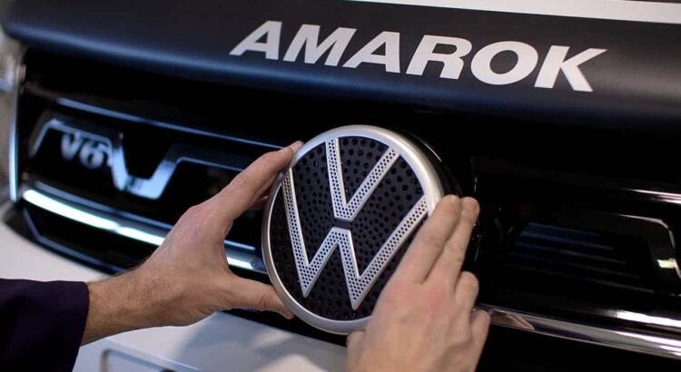 Фолксваген разработва устройство против сблъсъци с кенгура - volkswagen roobadge