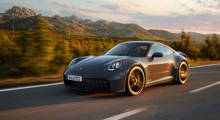 Porsche 911 Carrera GTS: хибрид, но способен - 0840 nevada coupe u crane akos0607 edit v03 sky