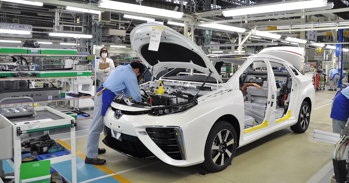 Toyota призна неправилно тестване, изтегля някои модели - 20150224 02 ogp