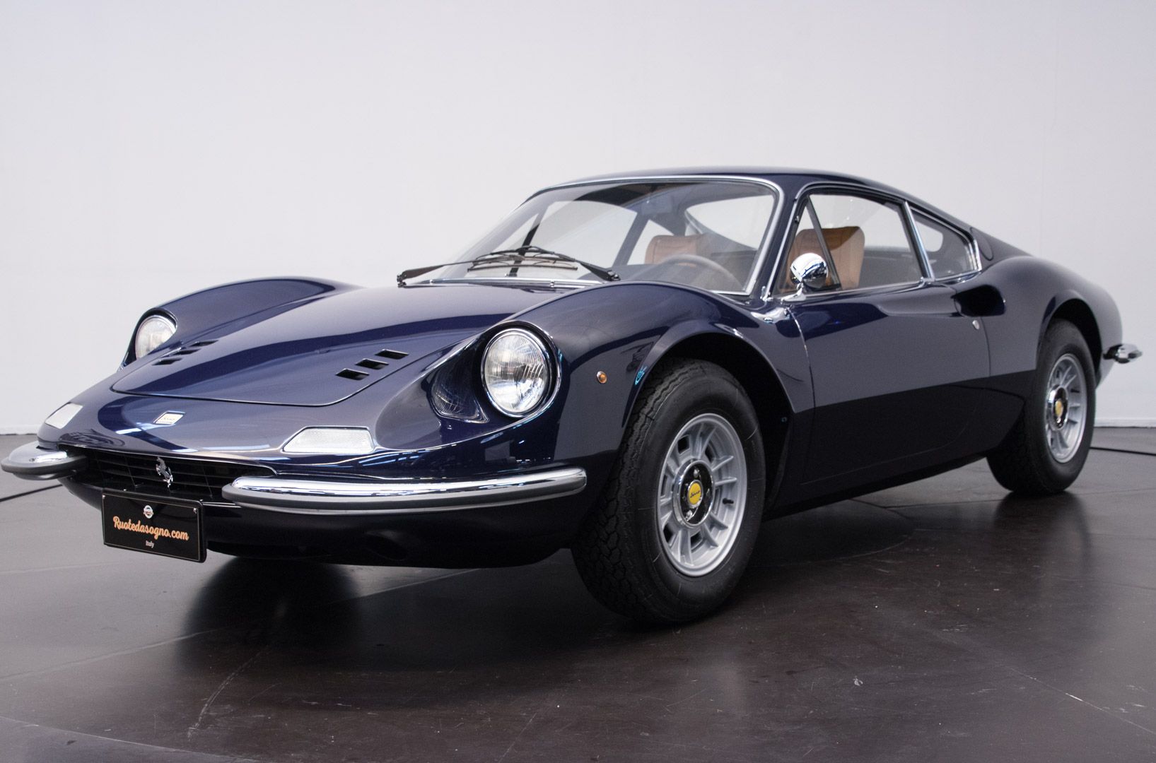 Винтидж Ferrari-то на Шер е на търг - img 0050 2