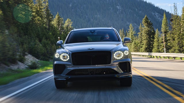 Bentley Bentayga Speed се завръща през 2026 г. в по-добра форма от всякога