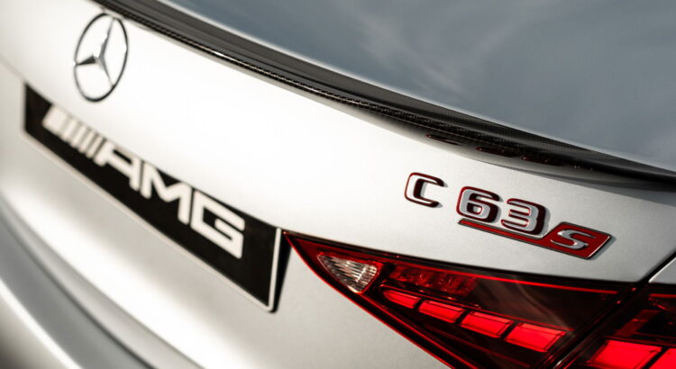 Mercedes-AMG няма да се откаже от най-противоречивото си решение