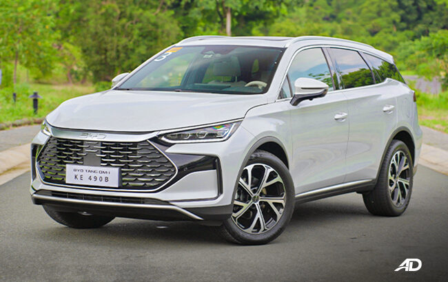 BYD Tang DM-i дебютира като най-големия хибриден кросоувър на марката