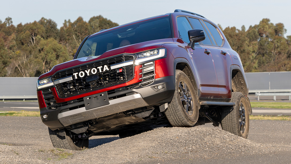 Toyota Land Cruiser Hybrid