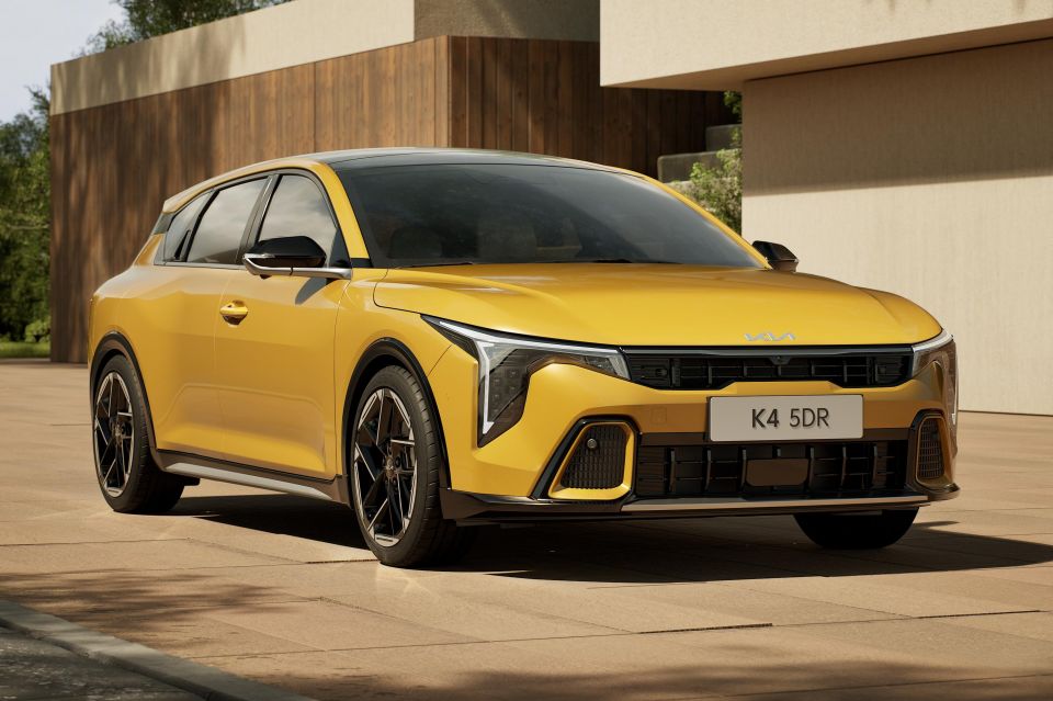 Kia K4