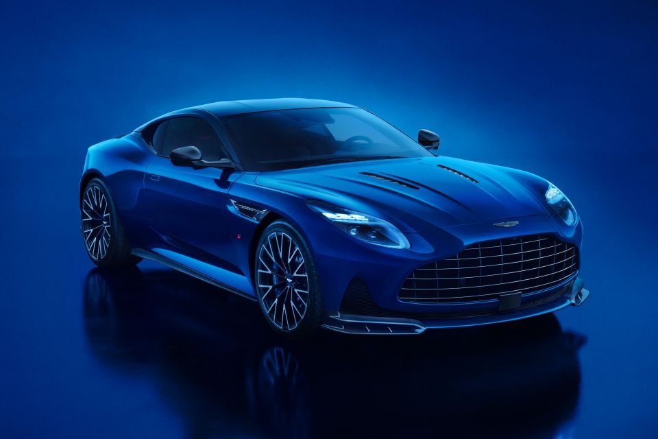 Aston Martin DB12 S