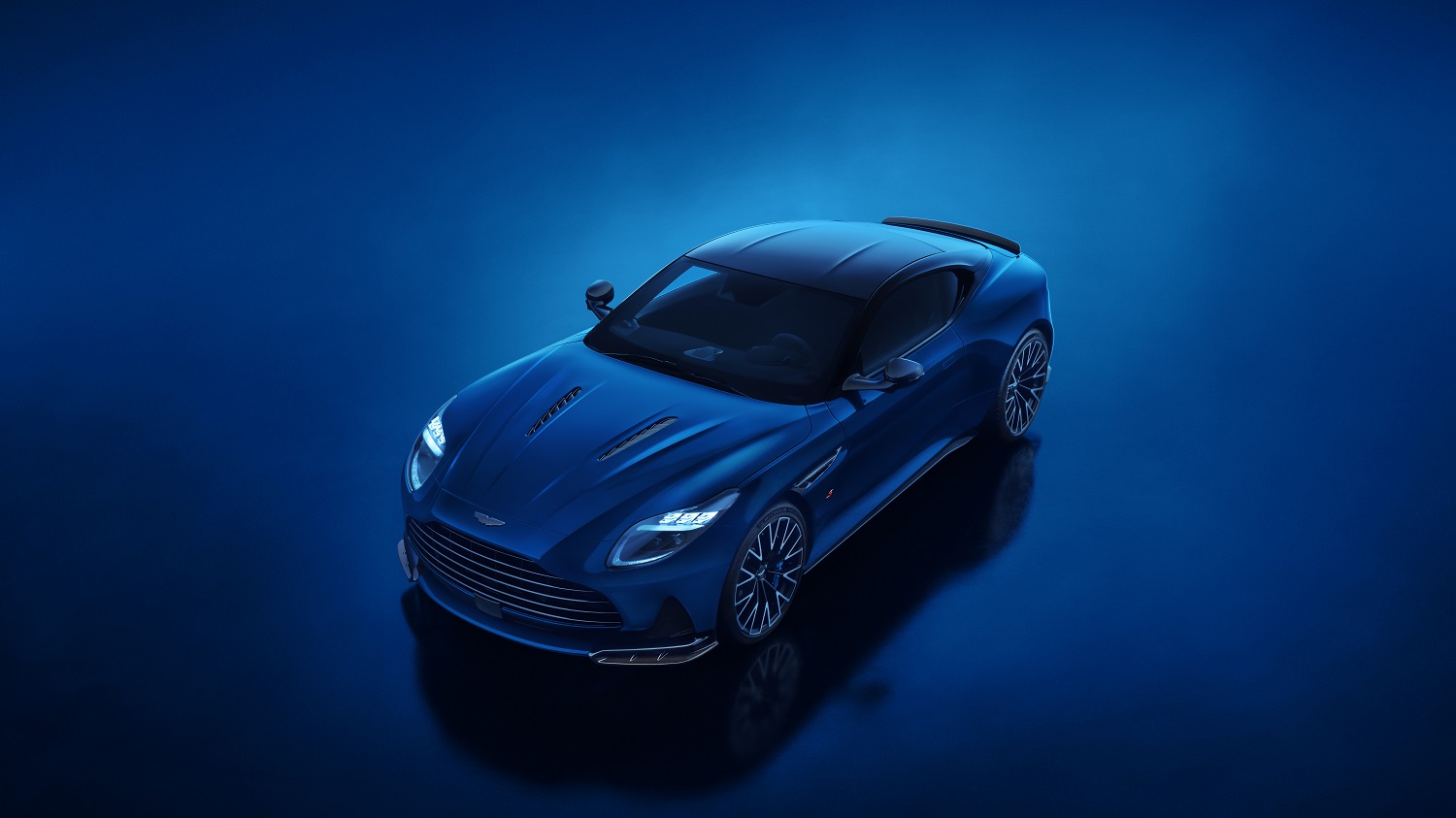 Aston Martin DB12